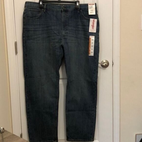 Wrangler Jeans Relaxed Fit - Picture 1 of 8